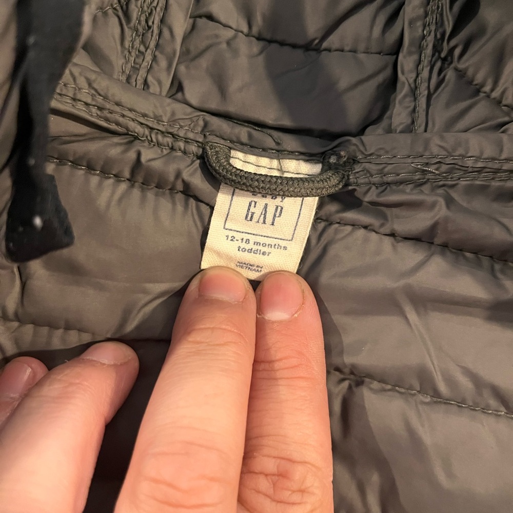 Gap puffer jacket - Picture 3 of 3